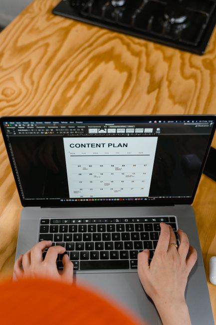 Search intent and keyword planning Стратегія ключових слів показує як ai rewriter зберігає search intent