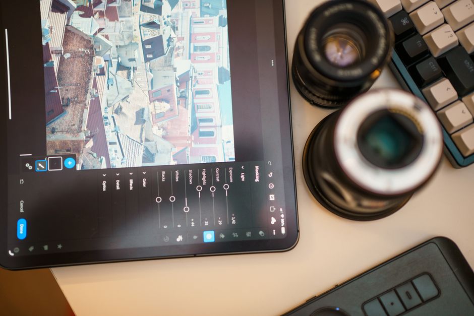 From topic to publishable visuals Context-aware image generation aligned to article structure and SEO