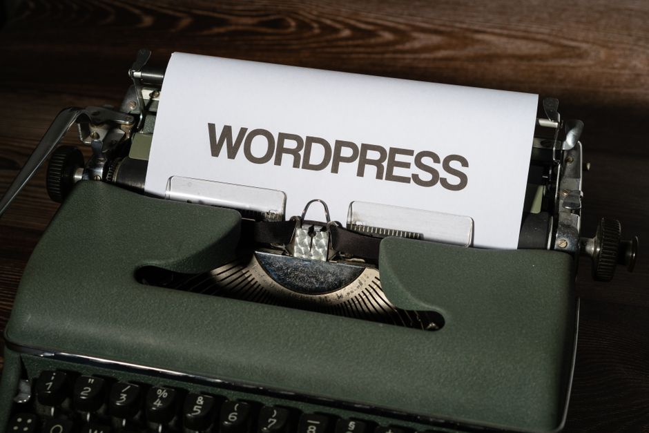 WordPress Publishing Flow AI editor workflow integrated with WordPress publishing and SEO review