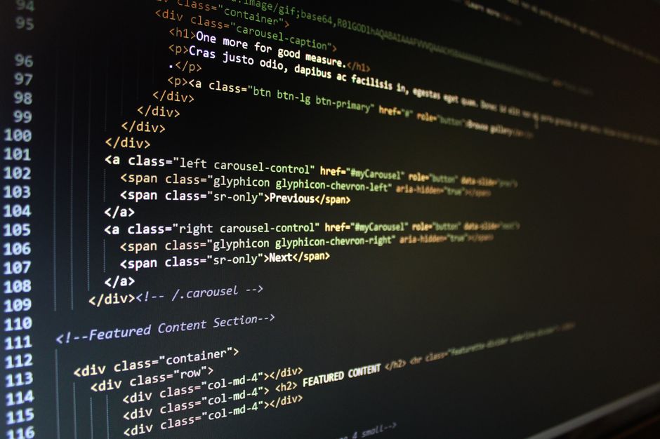 Огляд інтерфейсу hyperwrite ai у браузері з акцентом на редактор і панель підказок