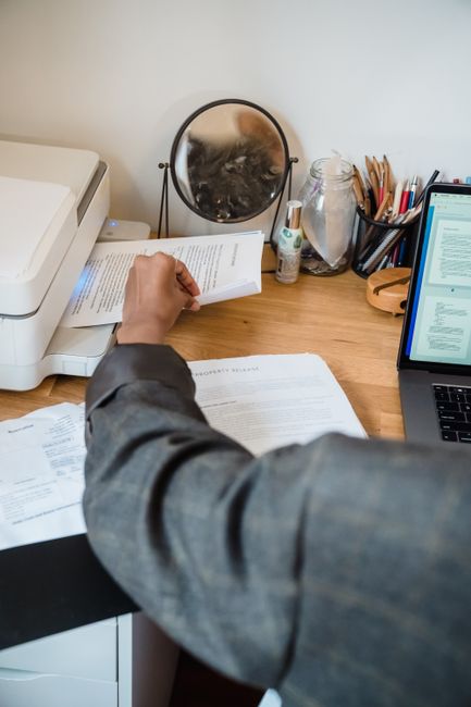 Originality Review Workflow Plagiarism review for ai writer free content before publishing to a website