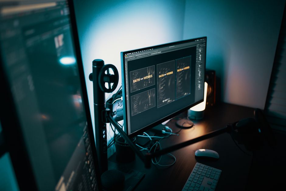 Команда переводить ризикований задум у безпечний prompt template для nsfw prompt generator та AI-візуалів